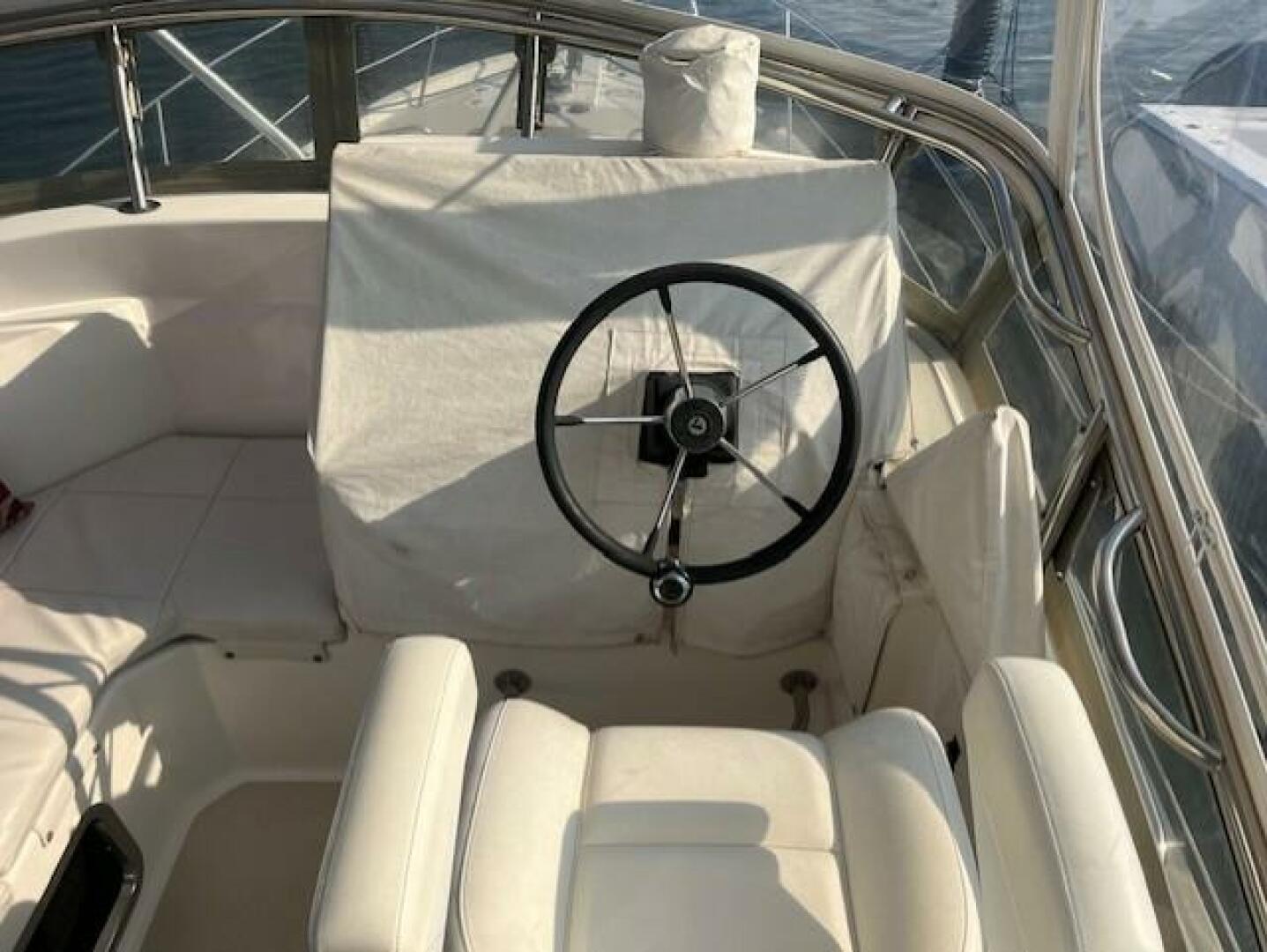 Slide: The Image of Albin 32 2 Command Bridge 2002 - 5535296