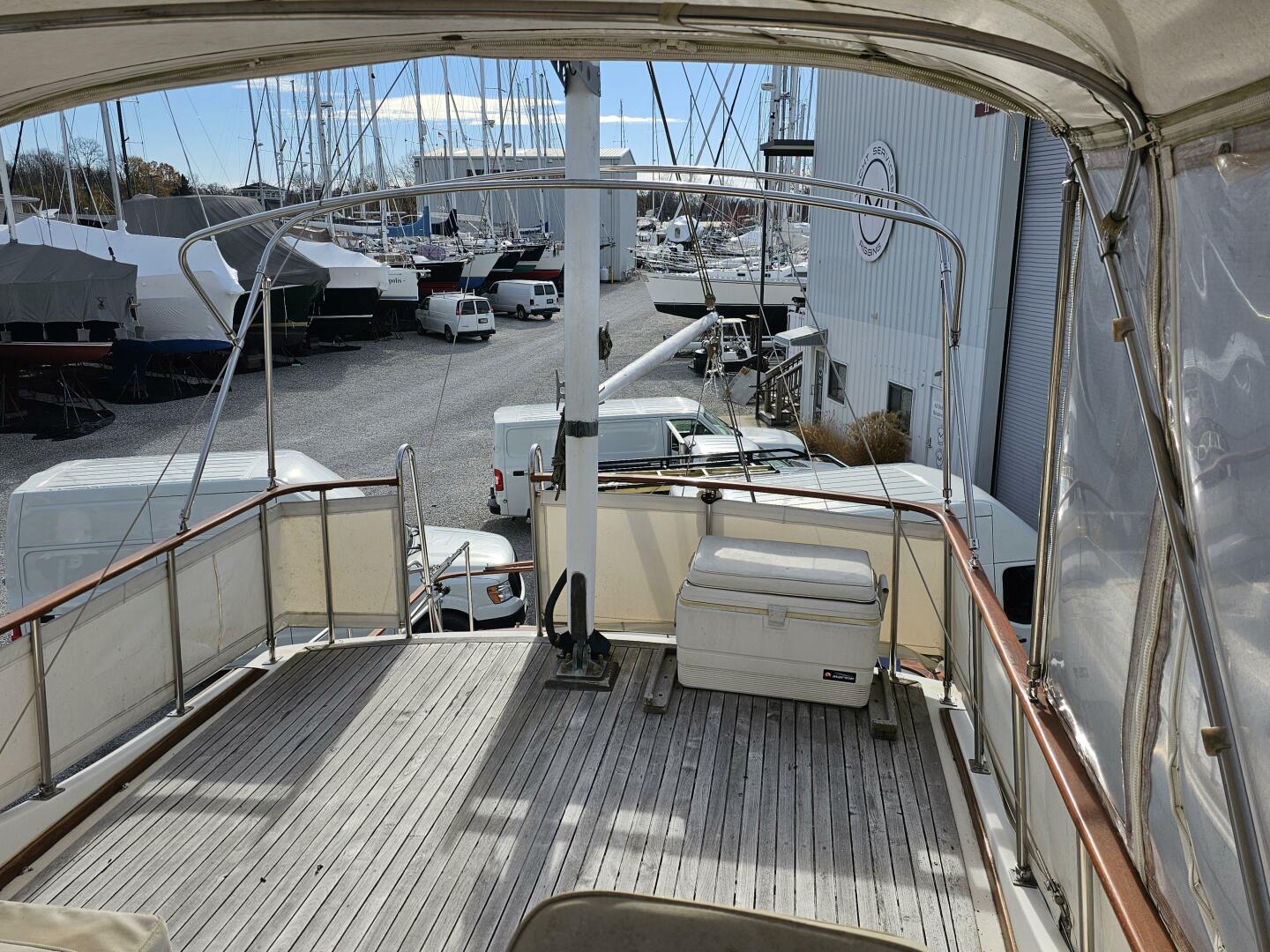 Slide: The Image of Albin 36 Trawler 1988 - 12