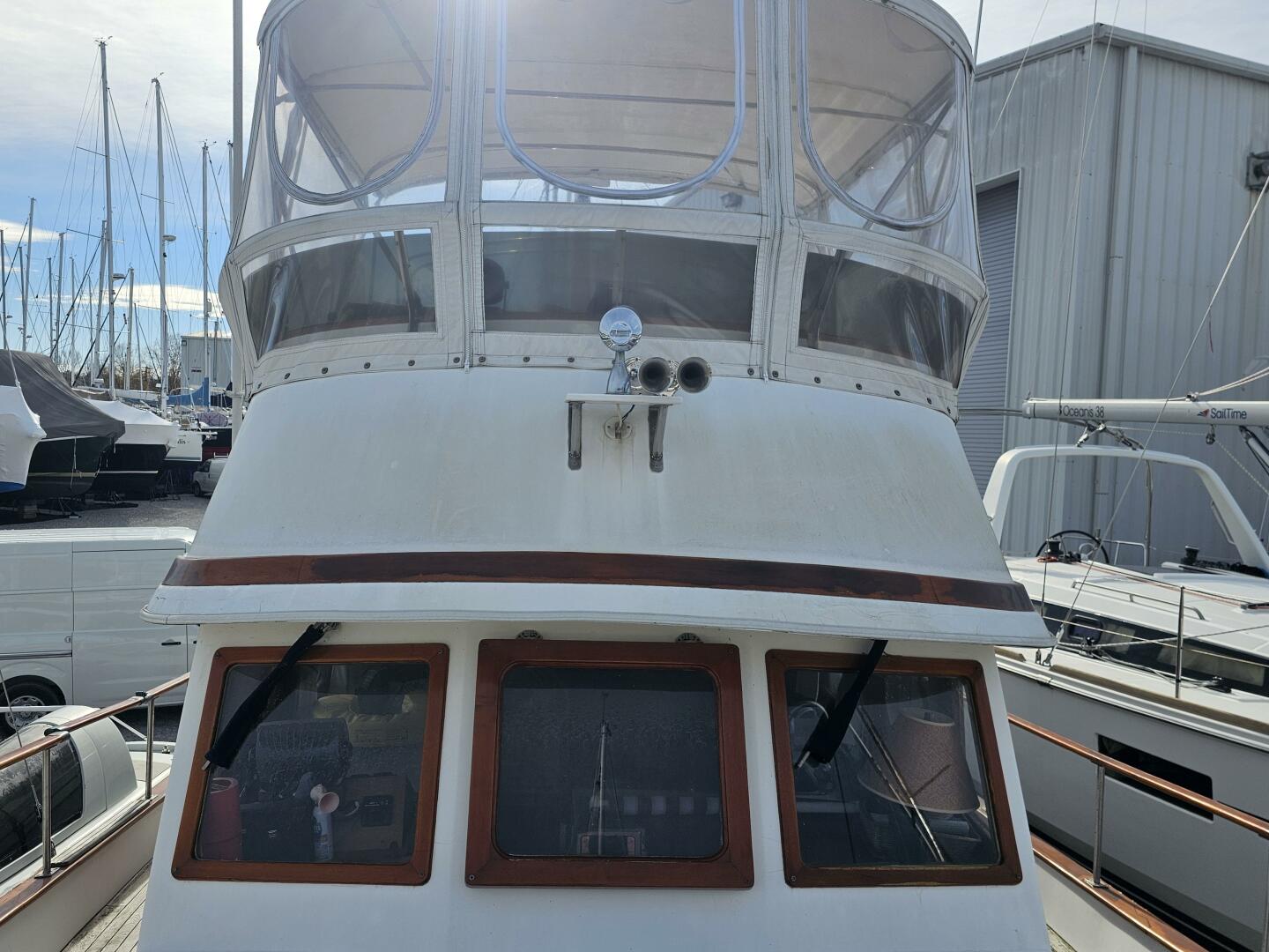 Slide: The Image of Albin 36 Trawler 1988 - 13