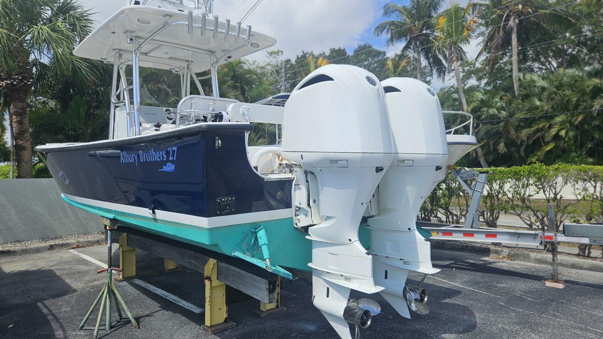 Slide: The Image of Albury Brothers 27 Center Console 2014 - 5241224