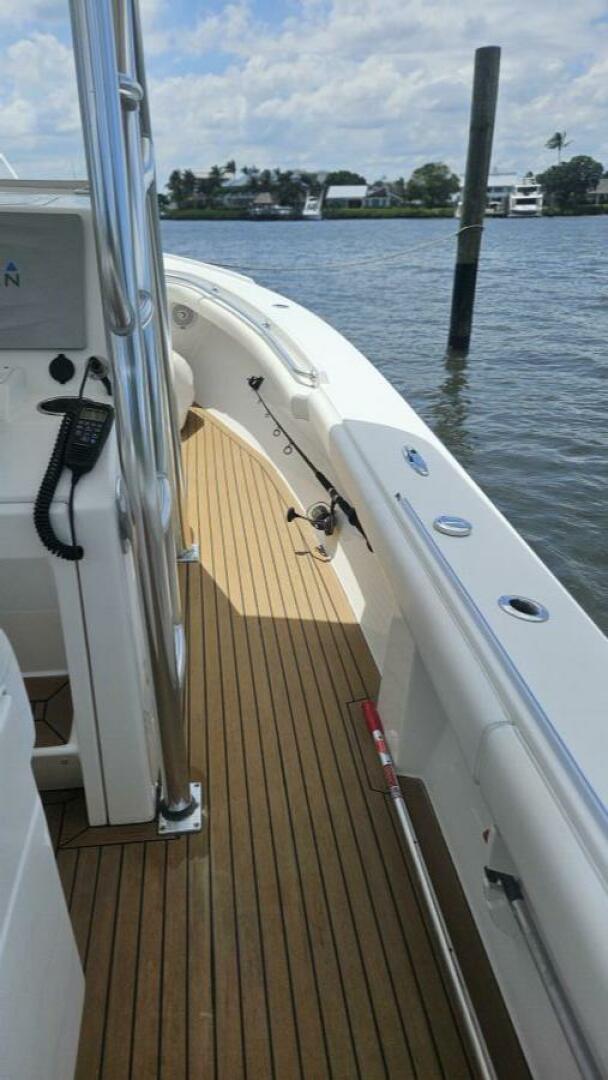 Slide: The Image of Albury Brothers 27 Center Console 2014 - 5216927
