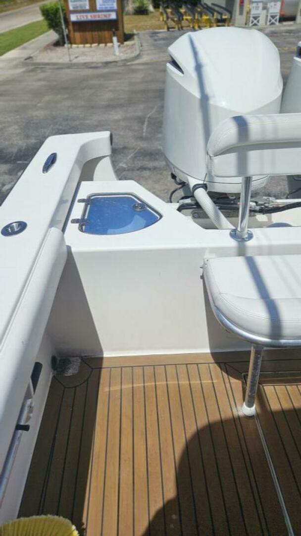 Slide: The Image of Albury Brothers 27 Center Console 2014 - 5253666