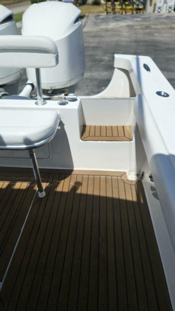 Slide: The Image of Albury Brothers 27 Center Console 2014 - 5253668
