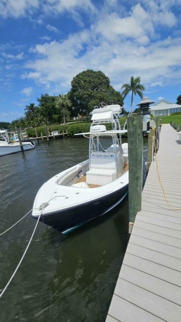 Slide: The Image of Albury Brothers 27 Center Console 2014 - 5216917