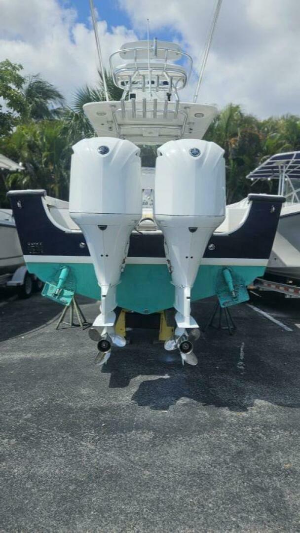 Slide: The Image of Albury Brothers 27 Center Console 2014 - 5241223
