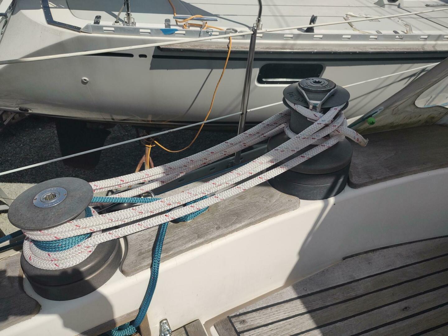 Slide: The Image of Port Side Winches - 5620801