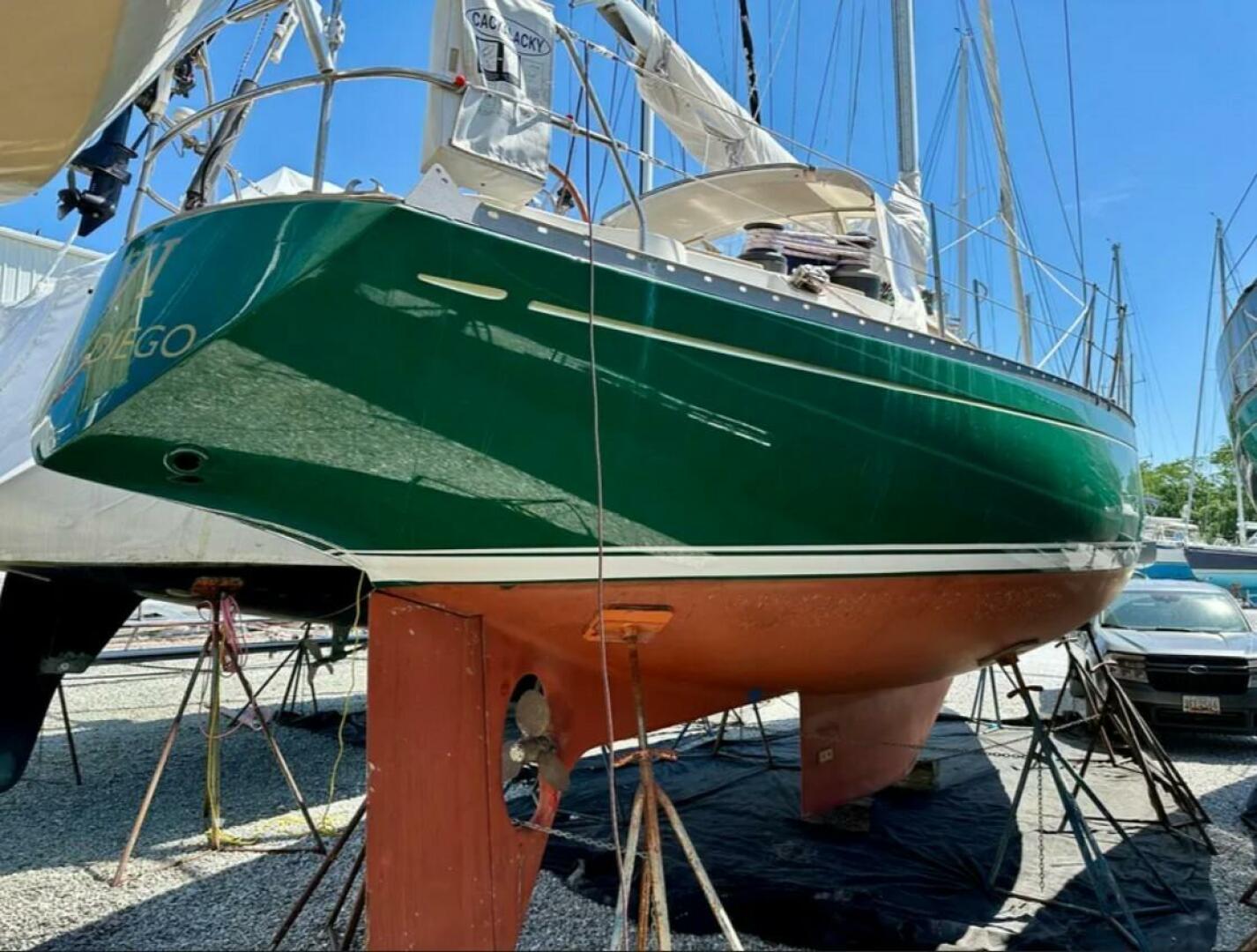 Slide: The Image of Alden 44 1980 - 5620785