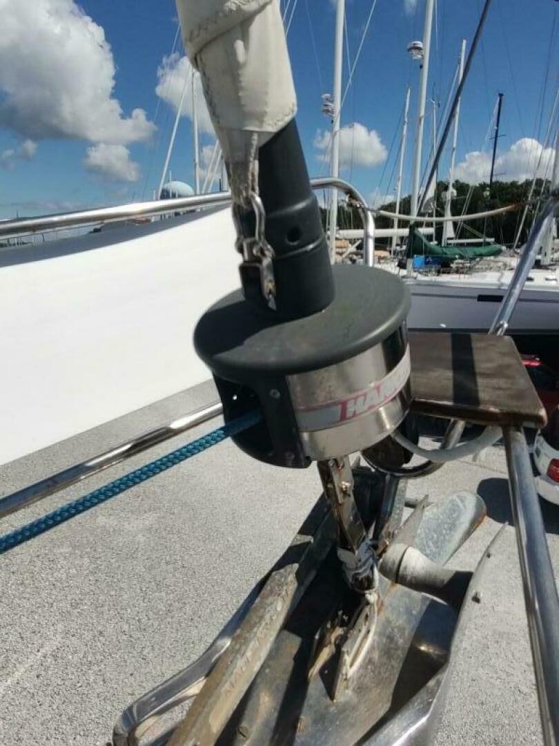 Slide: The Image of Alden 44 1980 - 5620821