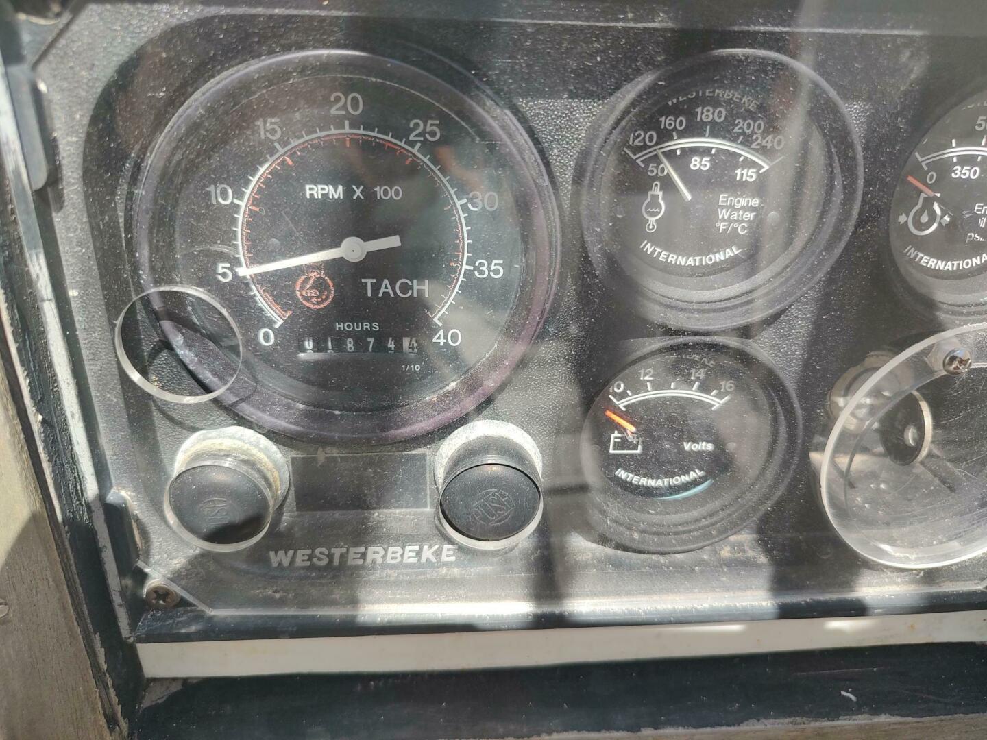 Slide: The Image of Alden 44 1980 - 5620836