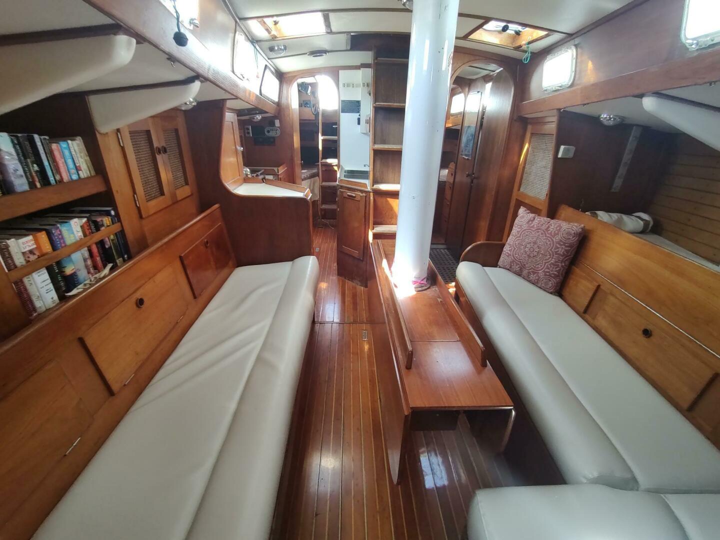 Slide: The Image of Alden 44 1980 - 5620848