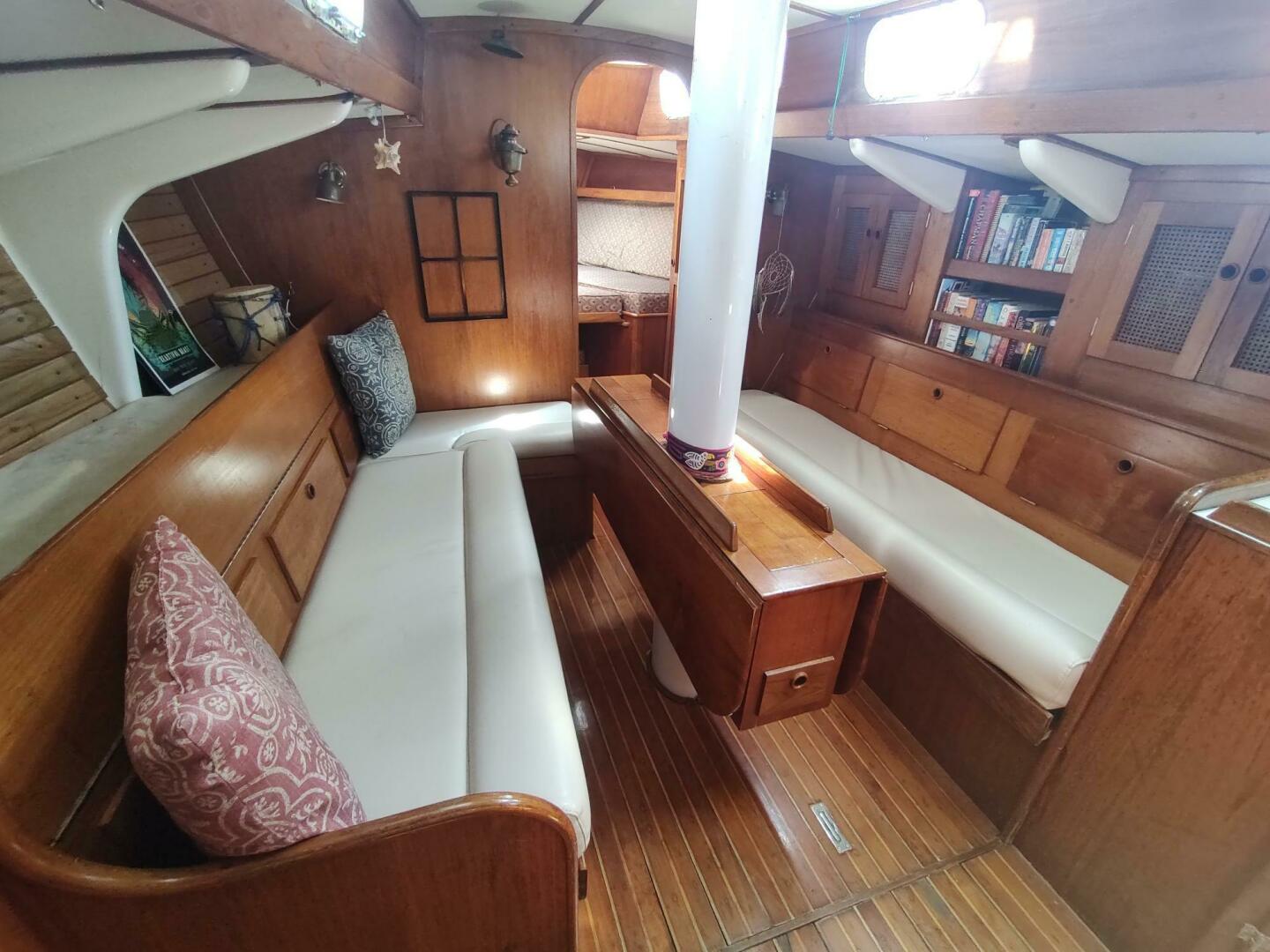 Slide: The Image of Alden 44 1980 - 5620852