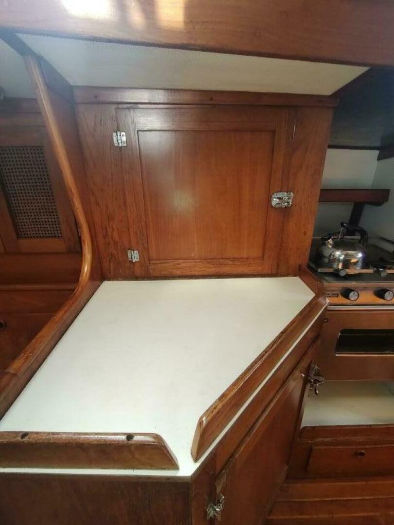 Slide: The Image of Alden 44 1980 - 5620884