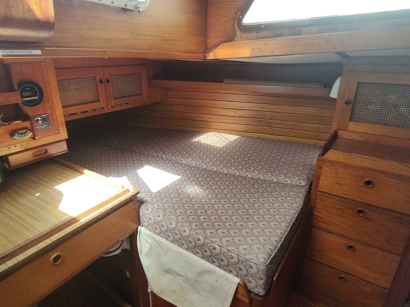 Slide: The Image of Alden 44 1980 - 5620905