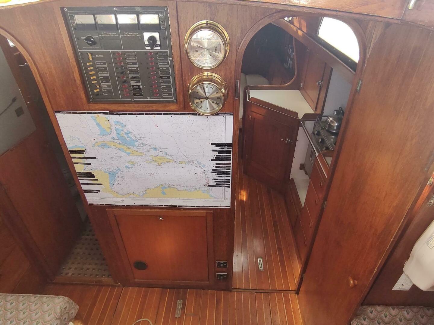 Slide: The Image of Alden 44 1980 - 5620924