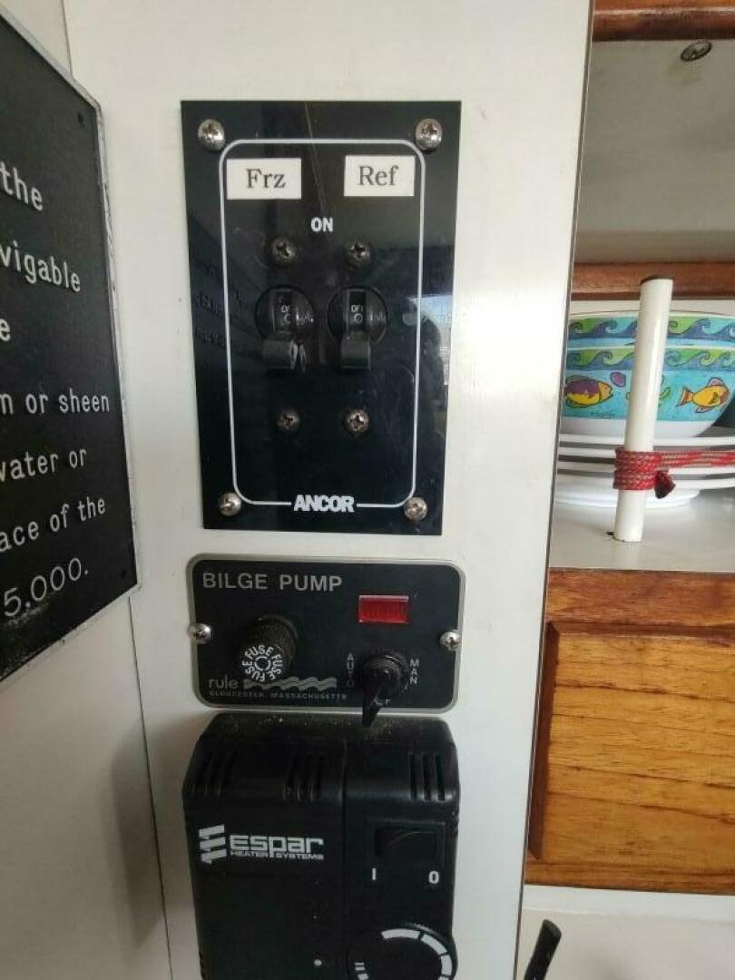 Slide: The Image of Alden 44 1980 - 5620942