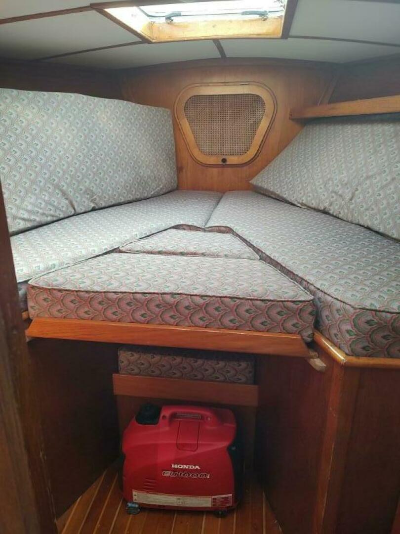 Slide: The Image of Alden 44 1980 - 5622844