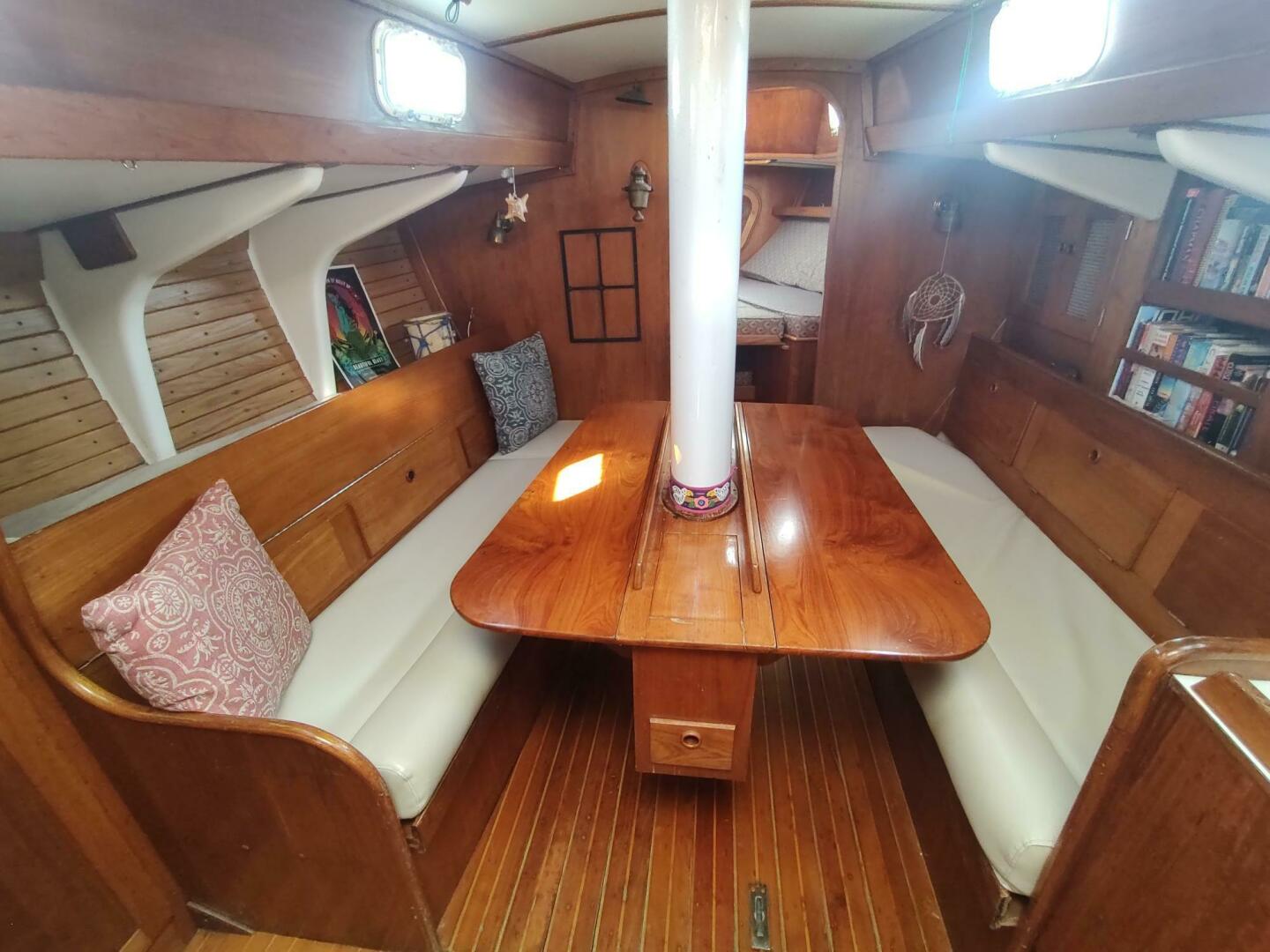 Slide: The Image of Alden 44 1980 - 5622846