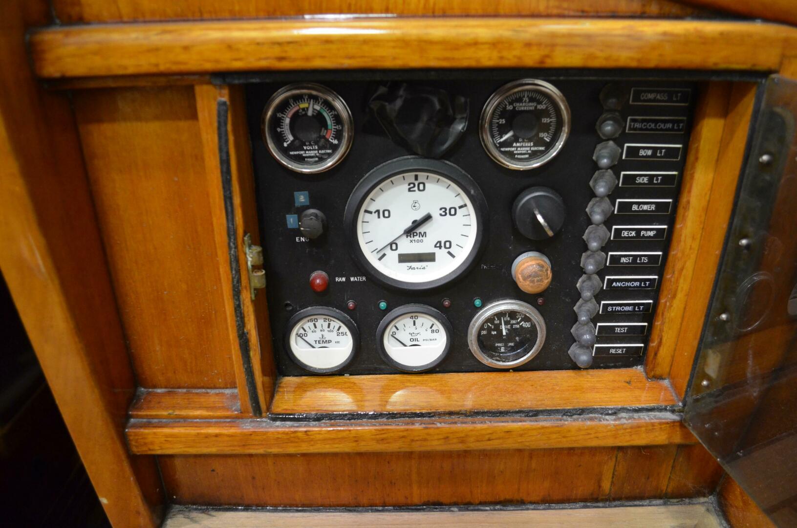 Slide: The Image of Alden Cutsom 47 Center Cockpit Ketch 1973 - 5144892