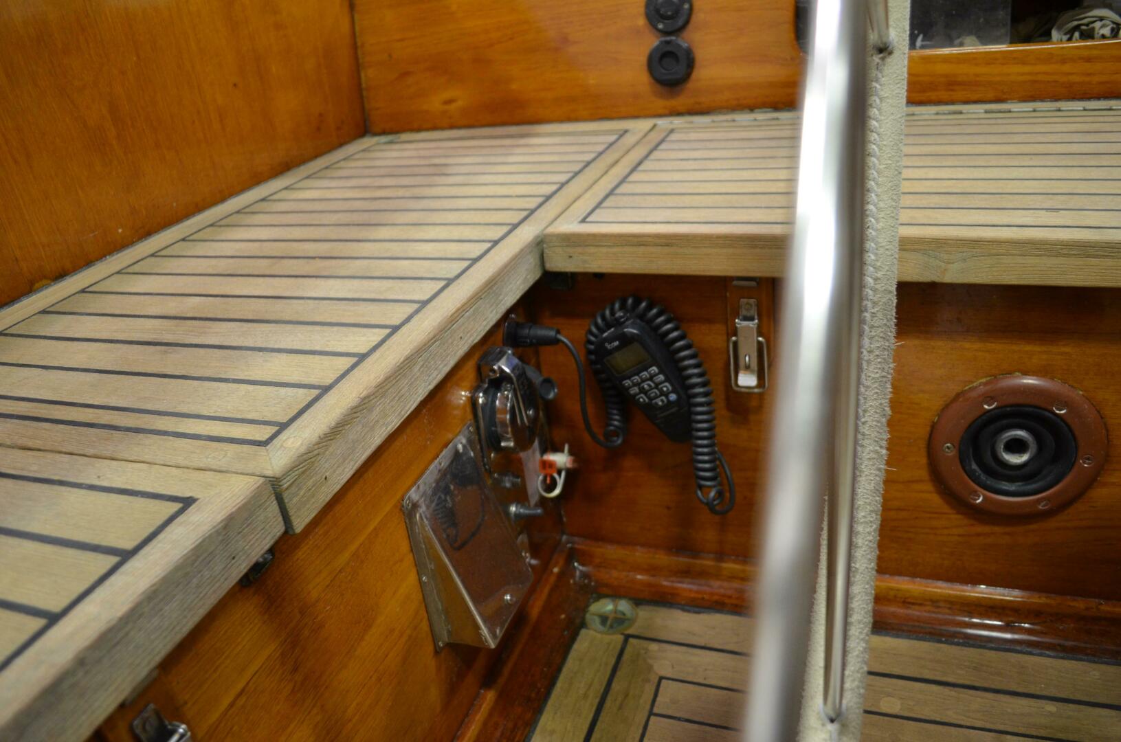 Slide: The Image of Alden Cutsom 47 Center Cockpit Ketch 1973 - 5144896