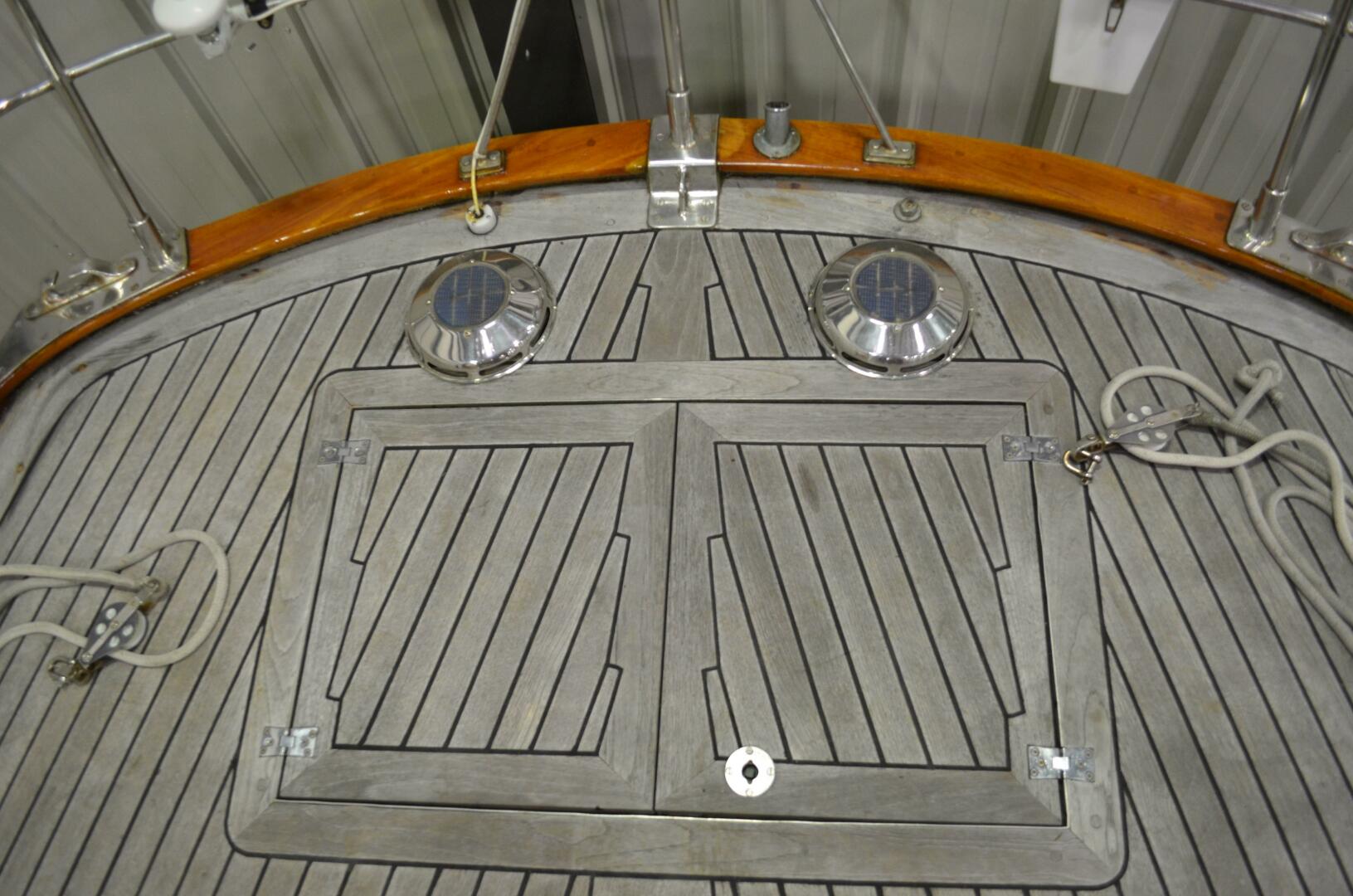 Slide: The Image of Alden Cutsom 47 Center Cockpit Ketch 1973 - 5144899