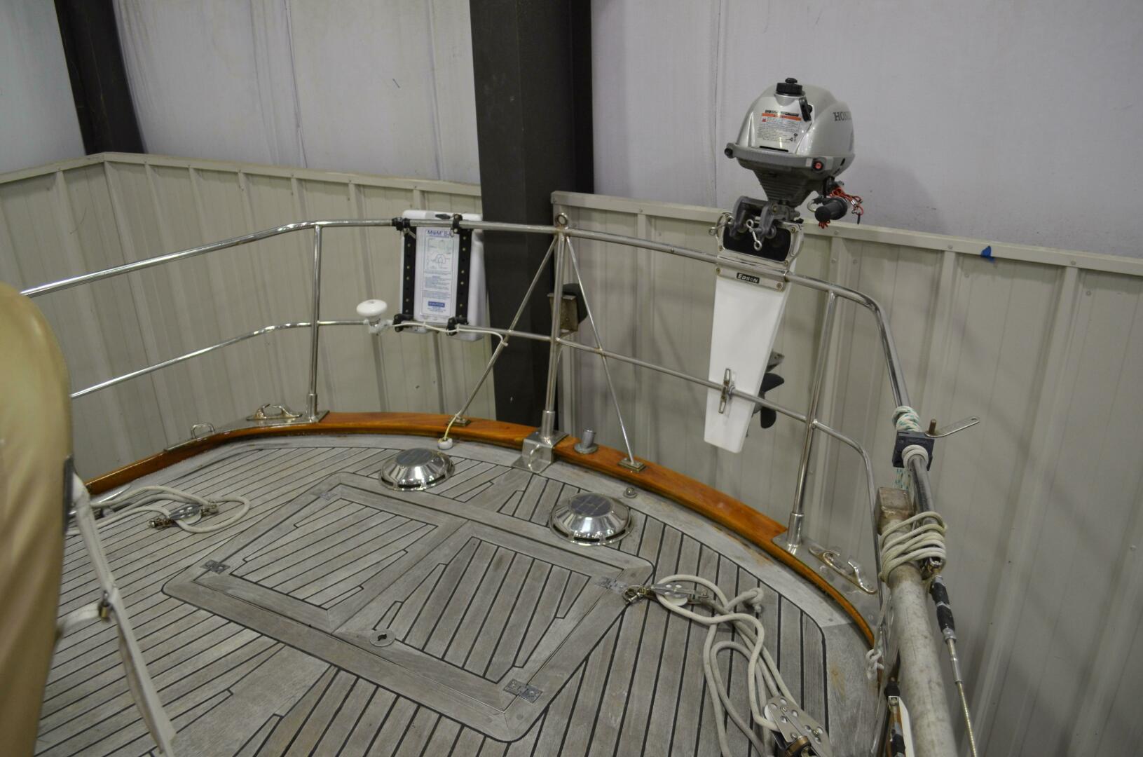 Slide: The Image of Alden Cutsom 47 Center Cockpit Ketch 1973 - 5144906