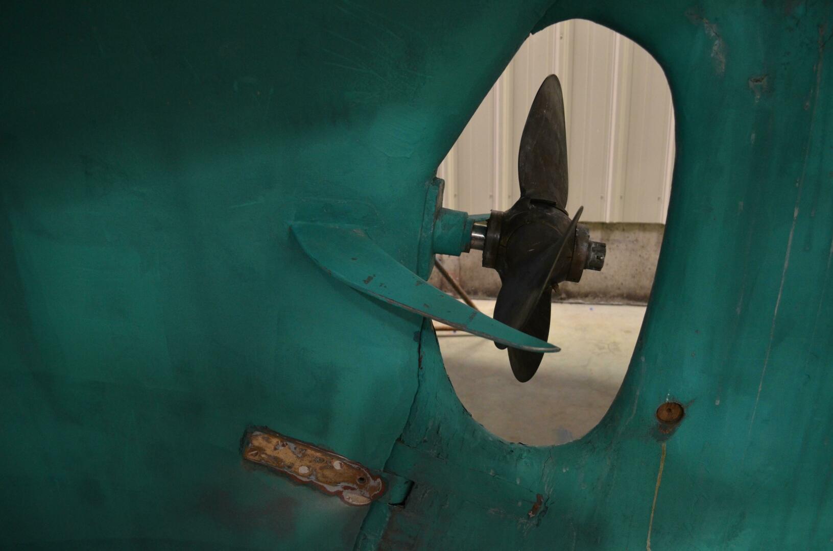 Slide: The Image of Alden Cutsom 47 Center Cockpit Ketch 1973 - 5144907