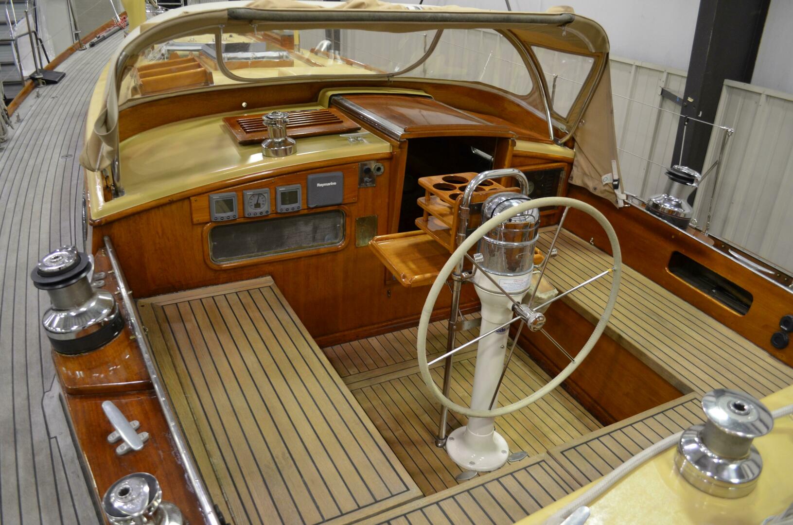 Slide: The Image of Alden Cutsom 47 Center Cockpit Ketch 1973 - 5144880