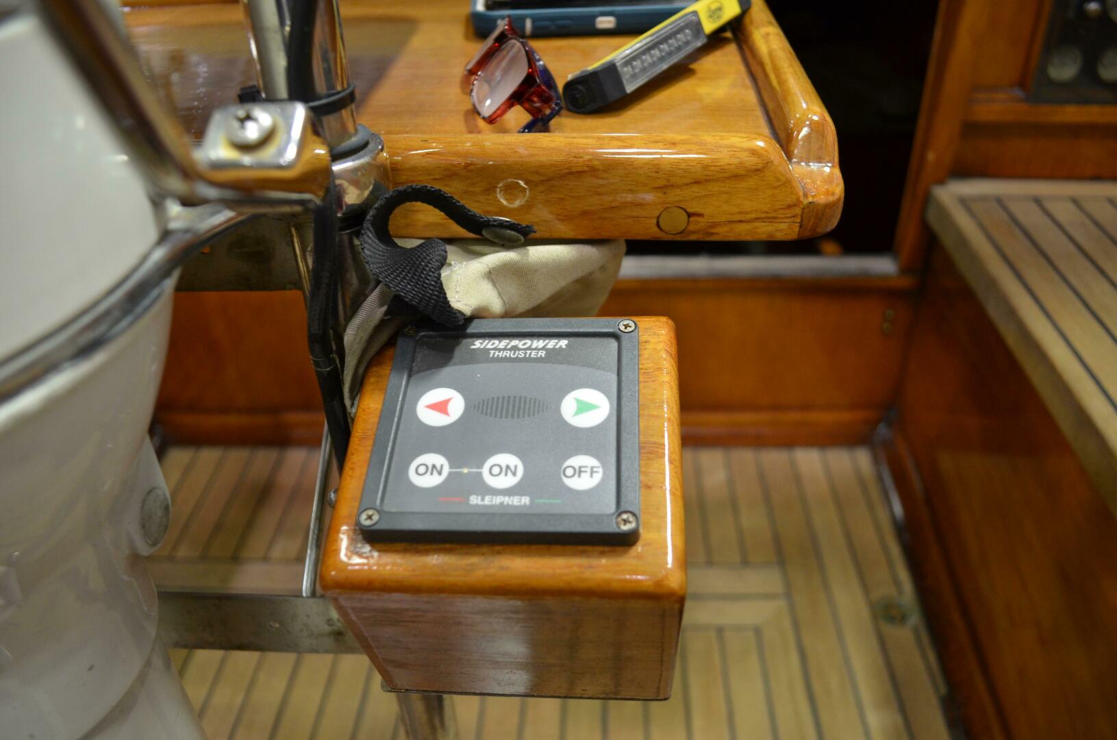 Slide: The Image of Alden Cutsom 47 Center Cockpit Ketch 1973 - 5144918