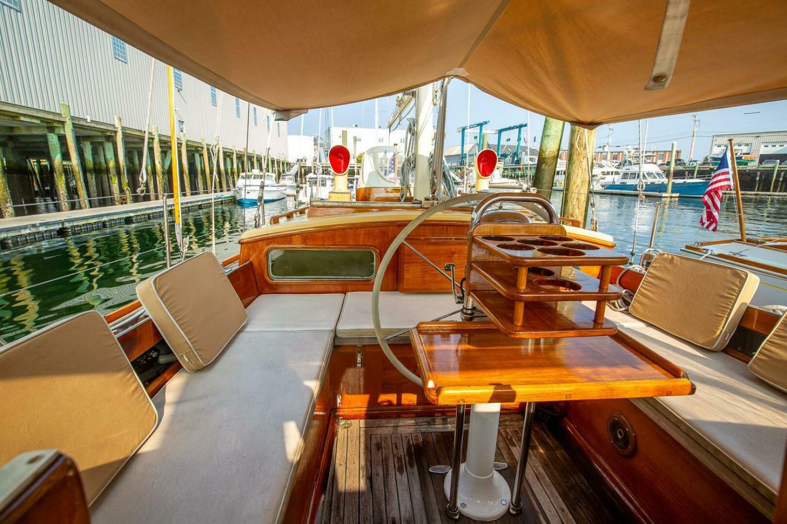 Slide: The Image of Alden Cutsom 47 Center Cockpit Ketch 1973 - 5144942