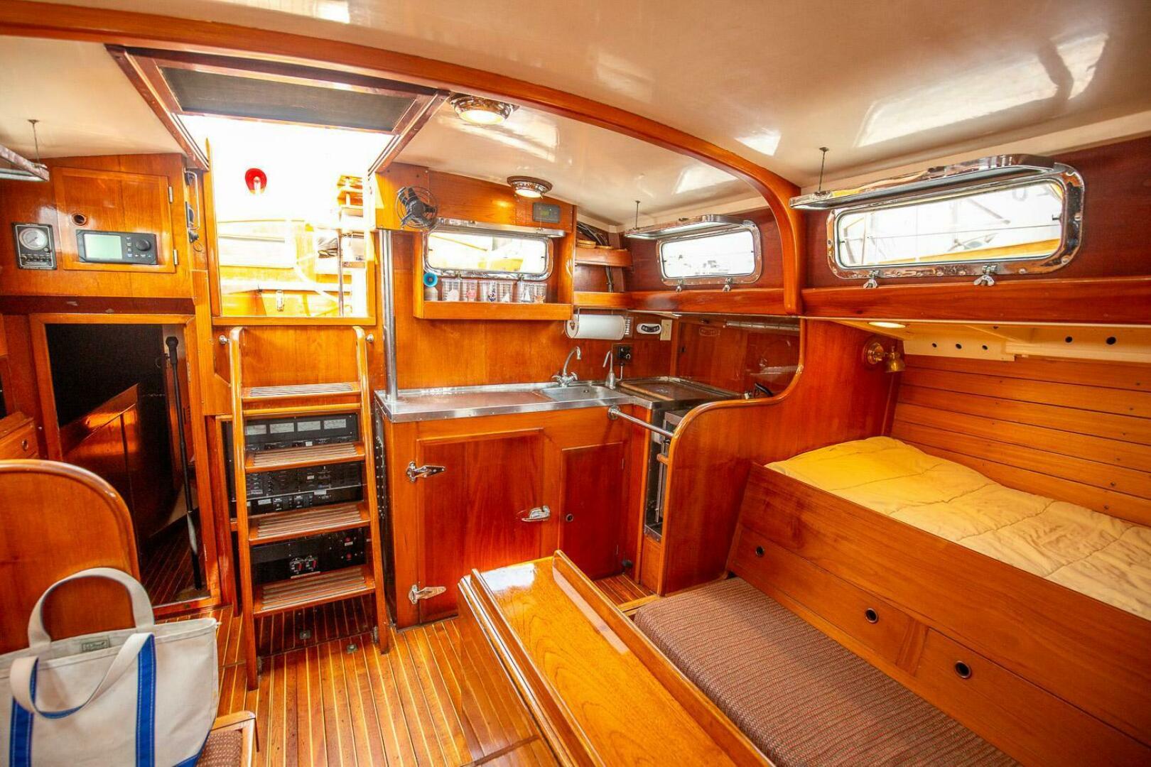 Slide: The Image of Alden Cutsom 47 Center Cockpit Ketch 1973 - 5144943