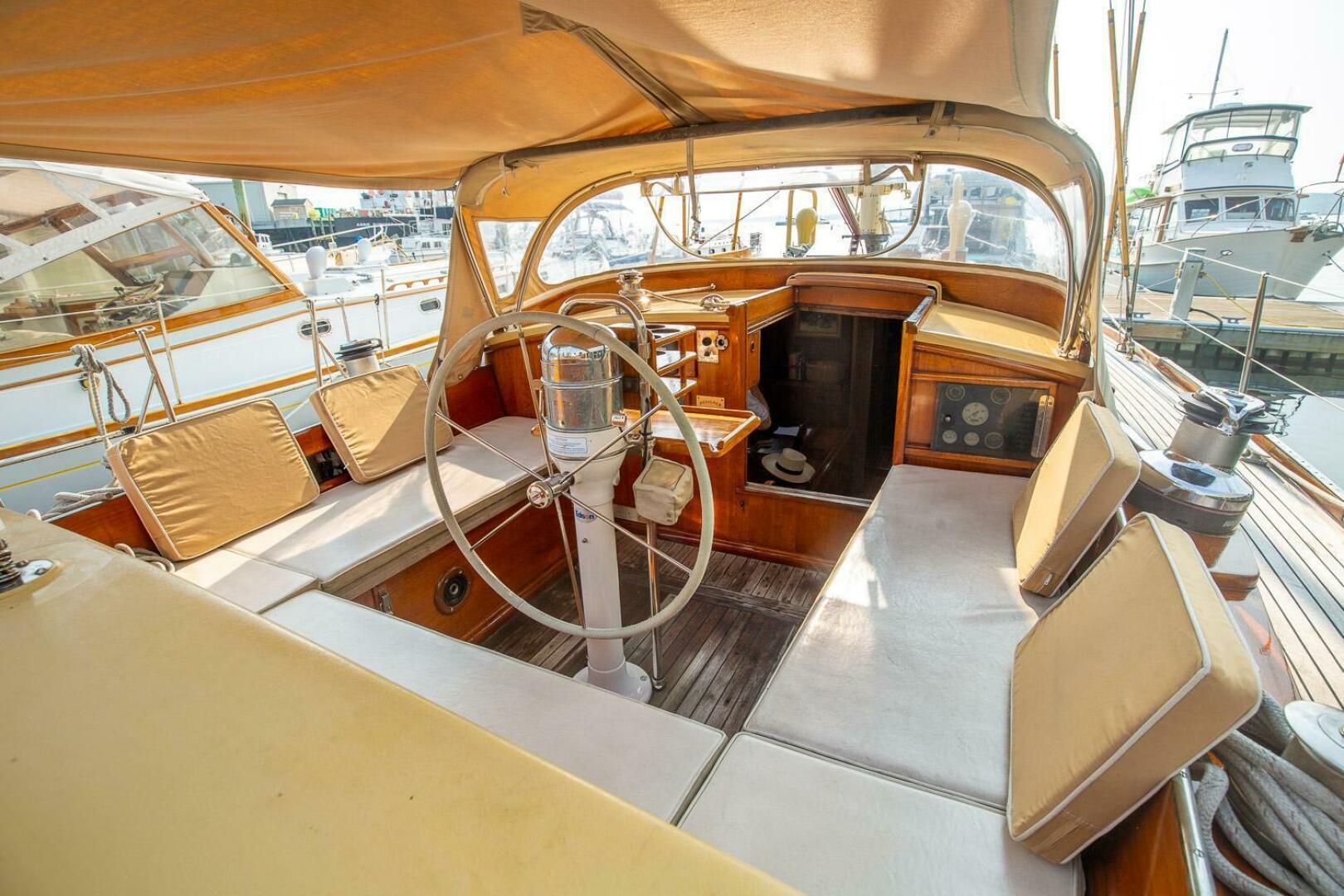 Slide: The Image of Alden Cutsom 47 Center Cockpit Ketch 1973 - 5144946