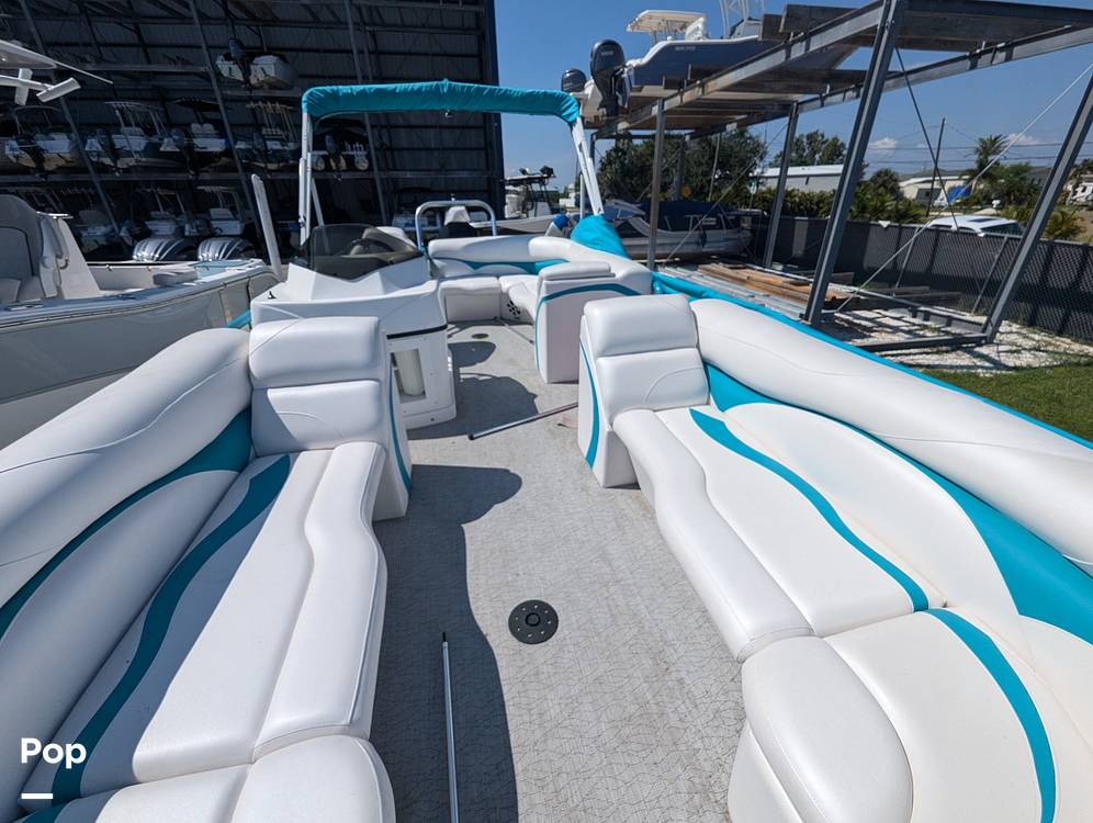Slide: The Image of Aloha 230 Club Series Triple Tunnel 2023 - 14578404