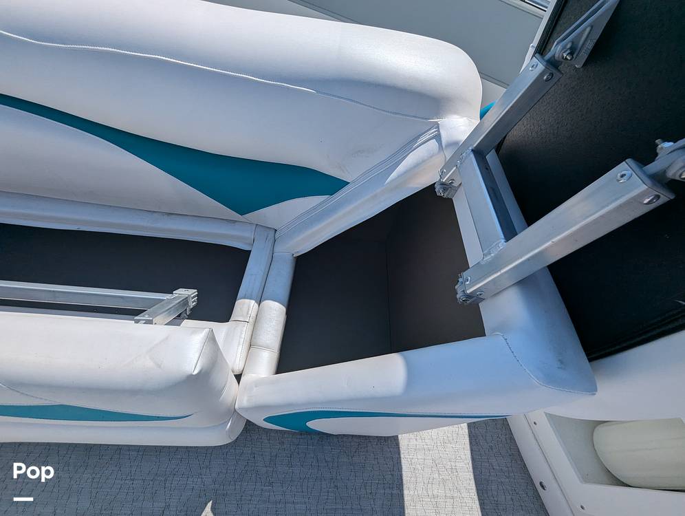 Slide: The Image of Aloha 230 Club Series Triple Tunnel 2023 - 14578494