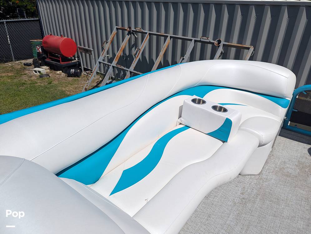 Slide: The Image of Aloha 230 Club Series Triple Tunnel 2023 - 14578498