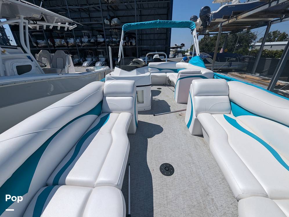 Slide: The Image of Aloha 230 Club Series Triple Tunnel 2023 - 14578504