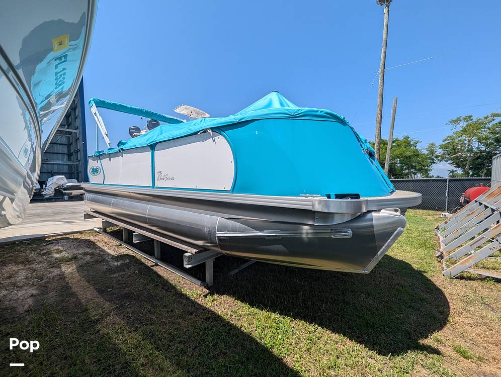 Slide: The Image of Aloha 230 Club Series Triple Tunnel 2023 - 14578565