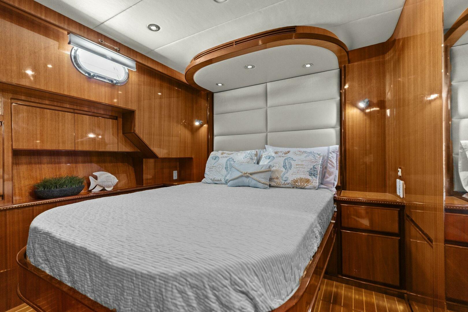 Slide: The Image of 2008 Altima Sedan 52 "Sunshine and Happiness" - Stateroom - 5085795