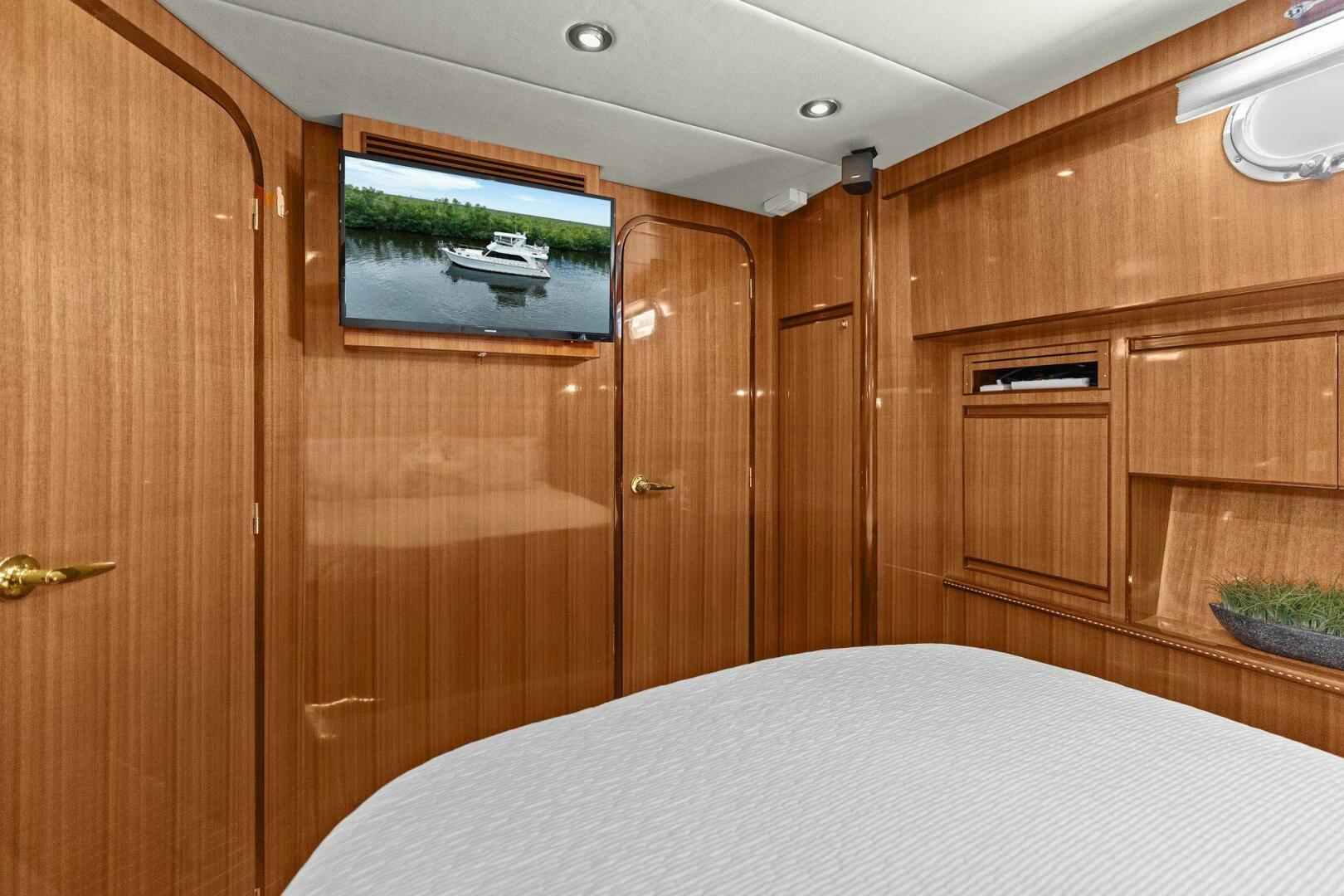 Slide: The Image of 2008 Altima Sedan 52 "Sunshine and Happiness" - Stateroom - 5085779