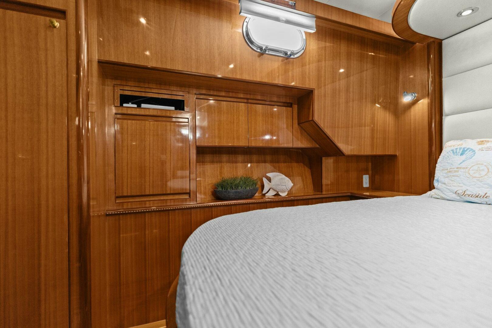 Slide: The Image of 2008 Altima Sedan 52 "Sunshine and Happiness" - Stateroom - 5085797