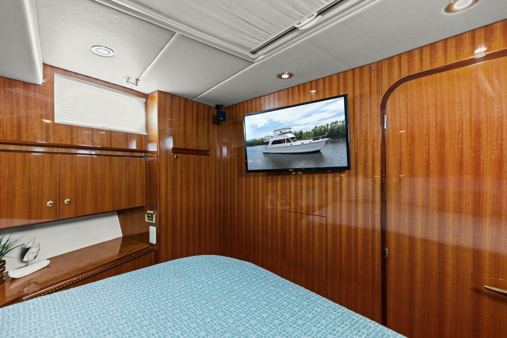 Slide: The Image of 2008 Altima Sedan 52 "Sunshine and Happiness" - Stateroom - 5085788