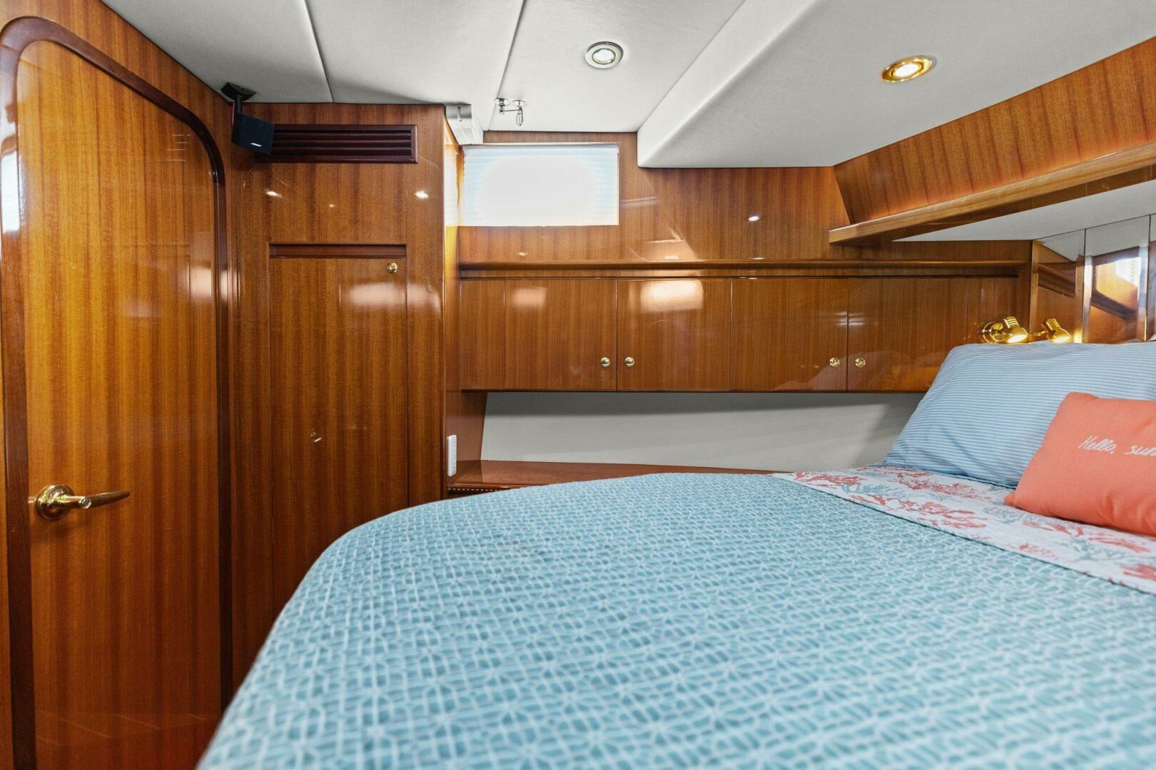 Slide: The Image of 2008 Altima Sedan 52 "Sunshine and Happiness" - Stateroom - 5085790