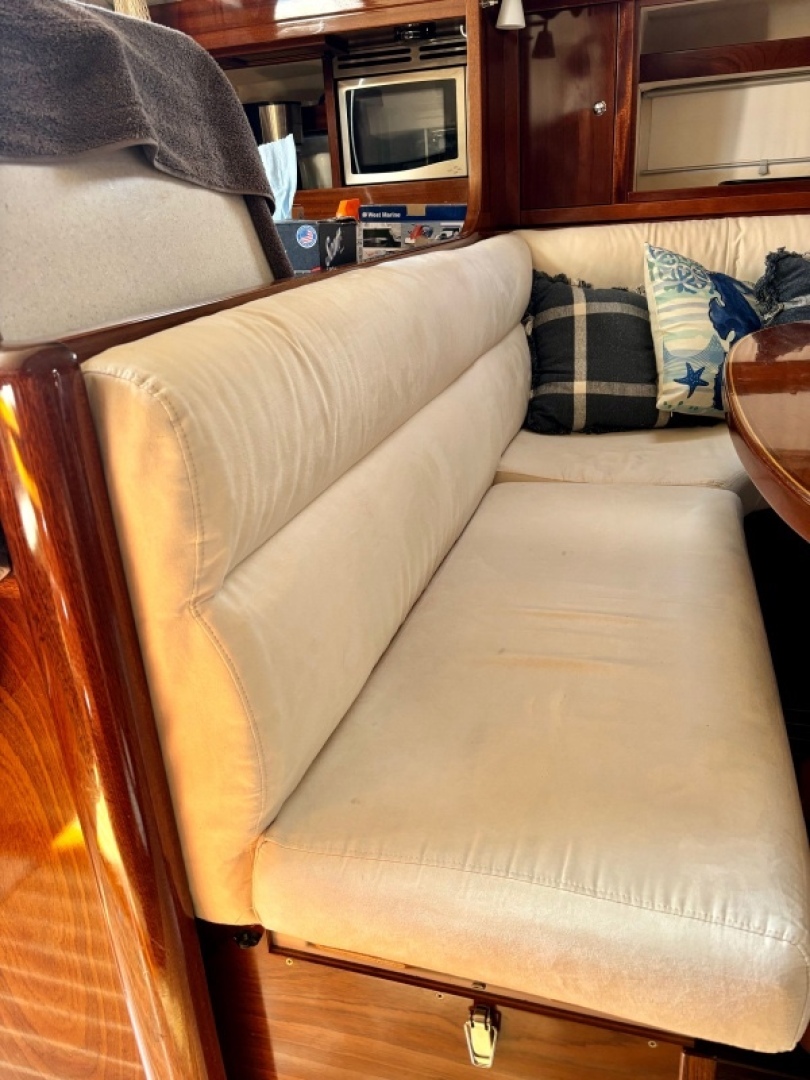 Slide: The Image of Used Sail Monohull for sale 2009 Amel 54 - AVENTURA - 8