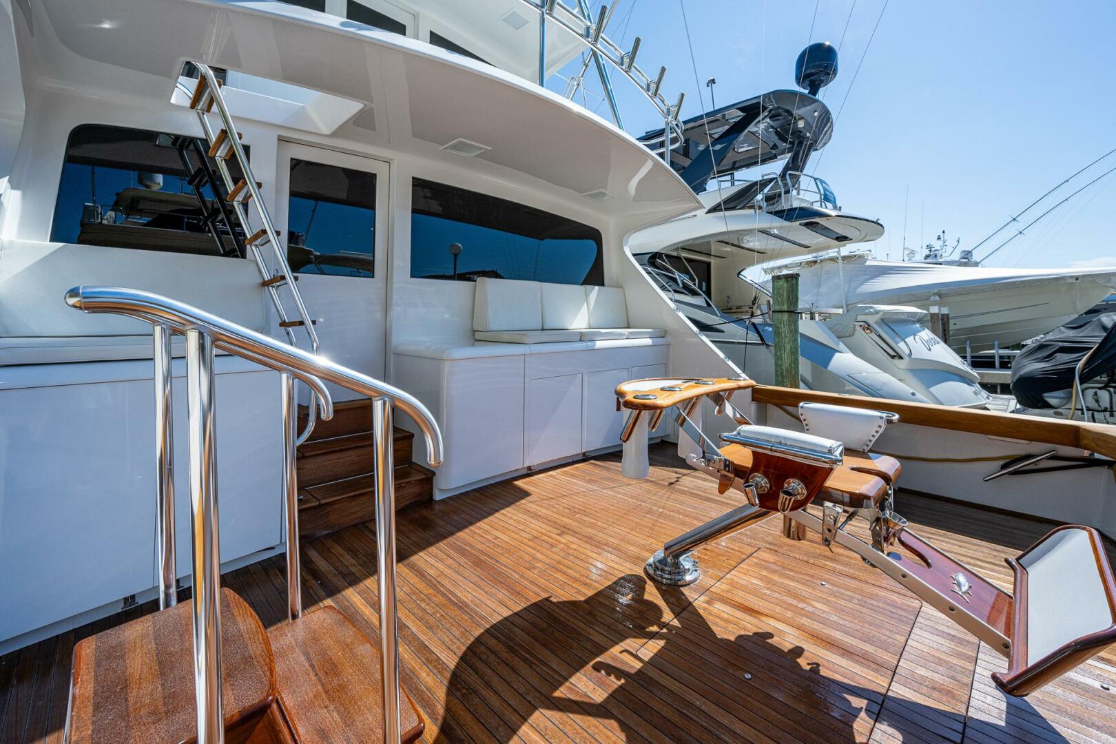 Slide: The Image of Amer Enclosed Flybridge 2001 - 13