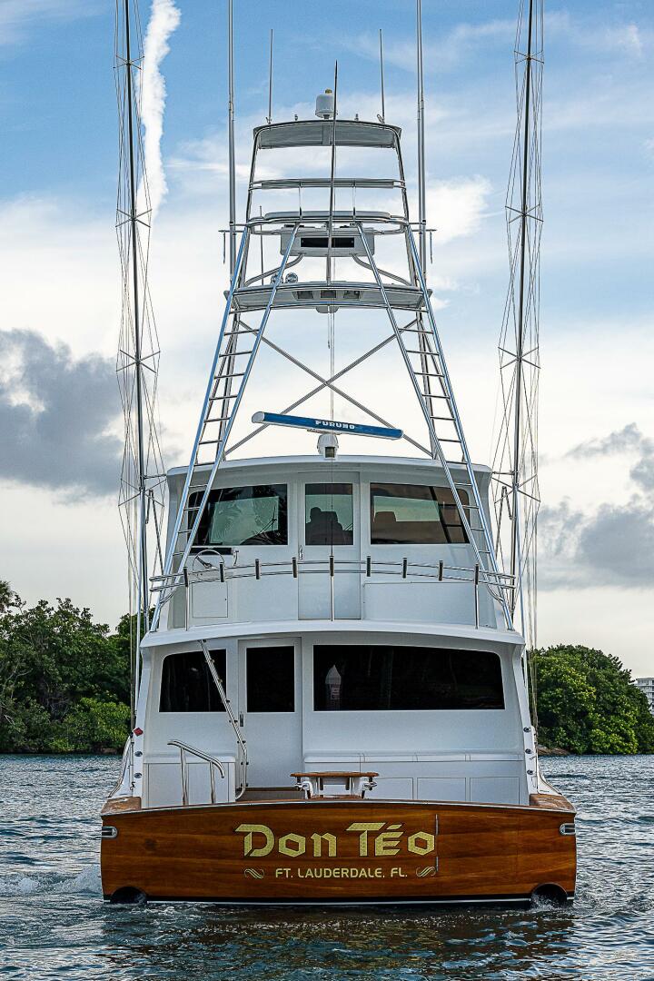 Slide: The Image of Amer Enclosed Flybridge 2001 - 3