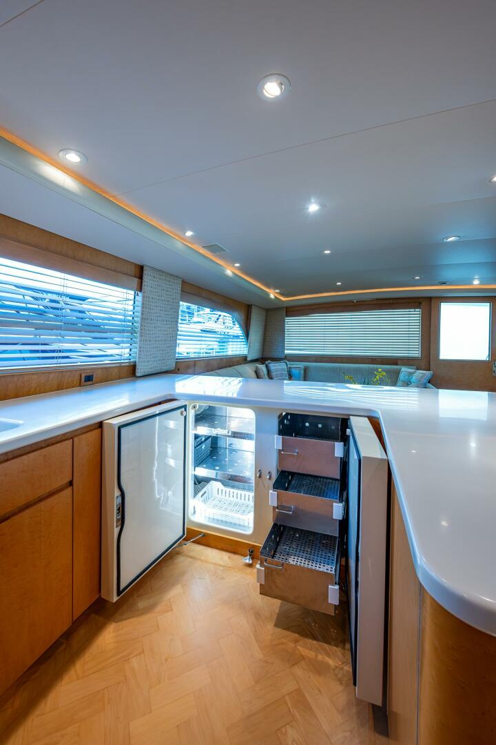 Slide: The Image of Amer Enclosed Flybridge 2001 - 40