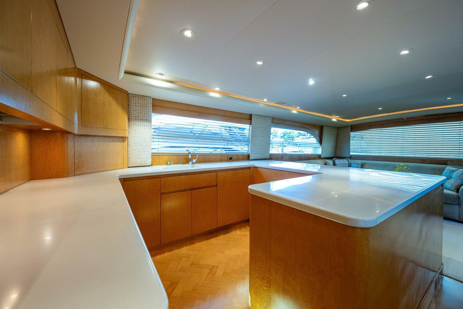 Slide: The Image of Amer Enclosed Flybridge 2001 - 42