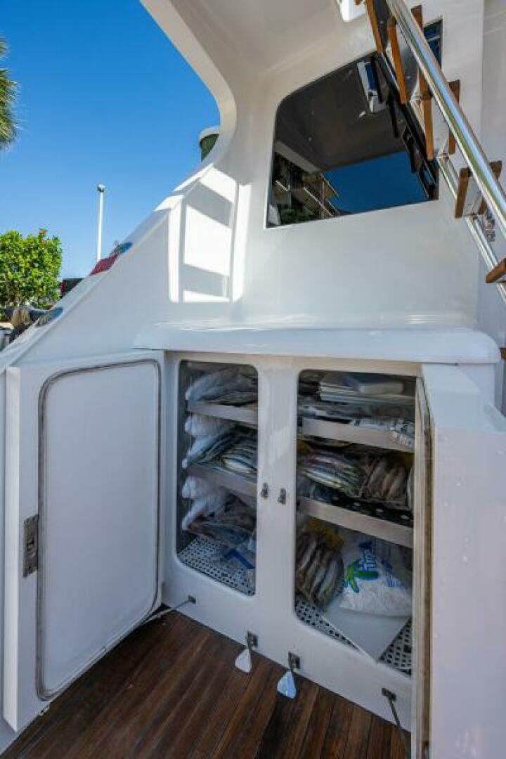 Slide: The Image of Amer Enclosed Flybridge 2001 - 5180797