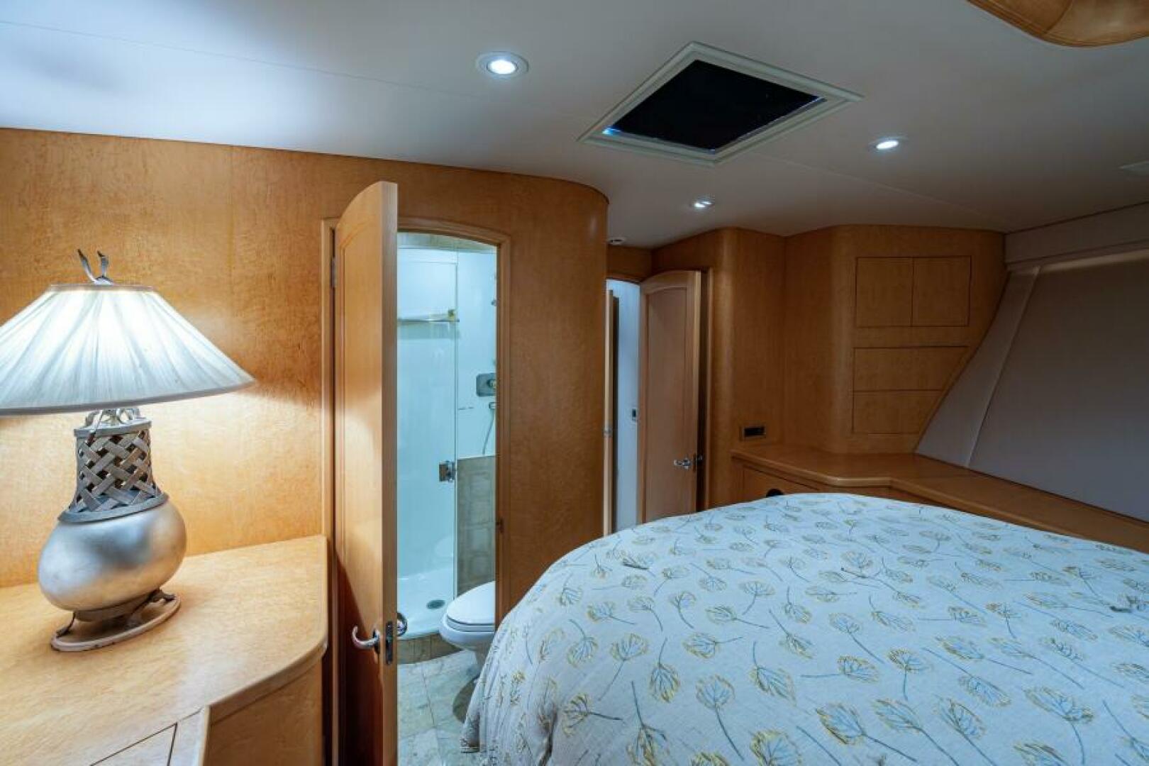 Slide: The Image of Amer Enclosed Flybridge 2001 - 5180839