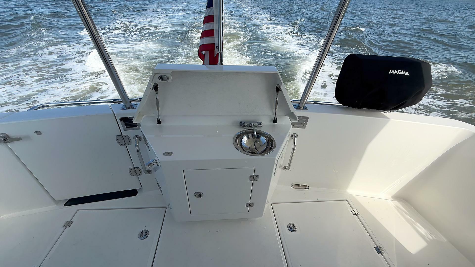 Slide: The Image of American Tug 43 2020 - 5294703
