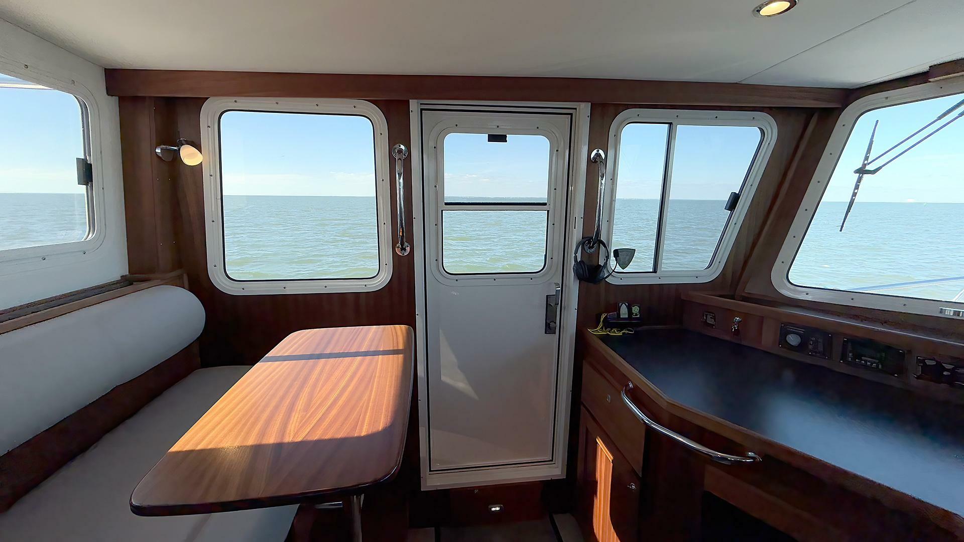 Slide: The Image of American Tug 43 2020 - 5294766
